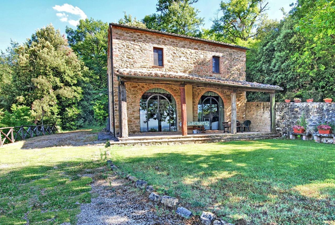 Agriturismo I Frati Paciano エクステリア 写真