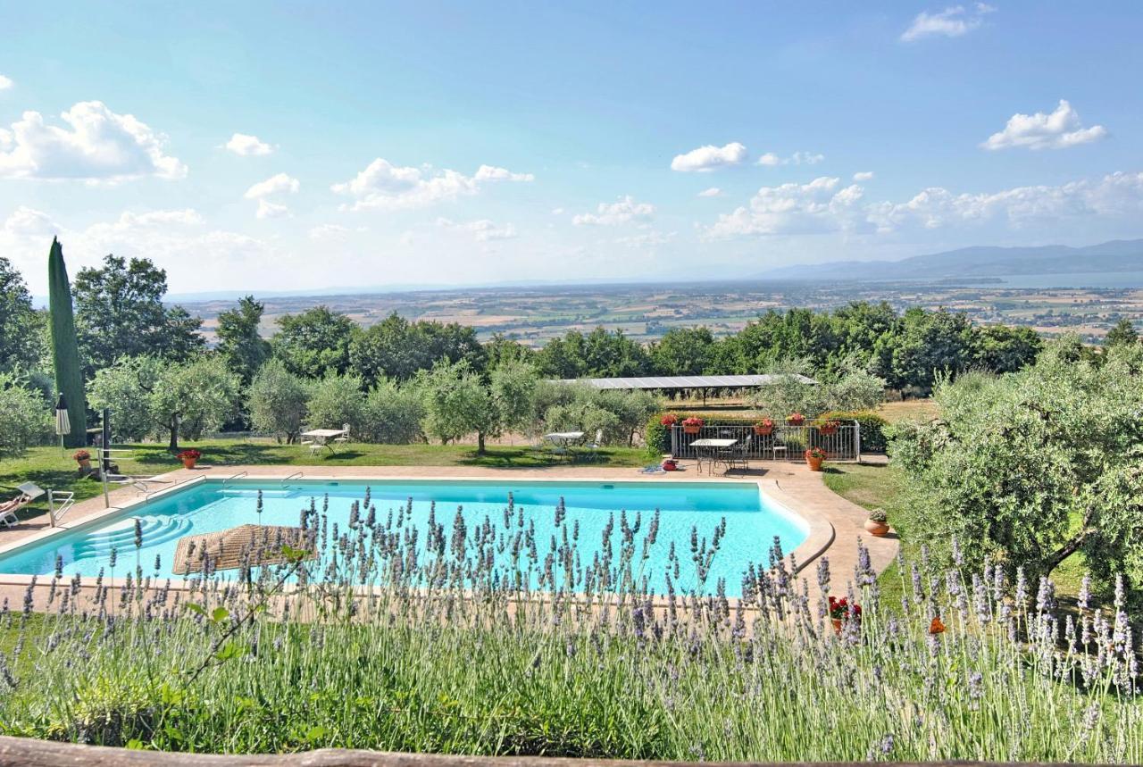 Agriturismo I Frati Paciano エクステリア 写真
