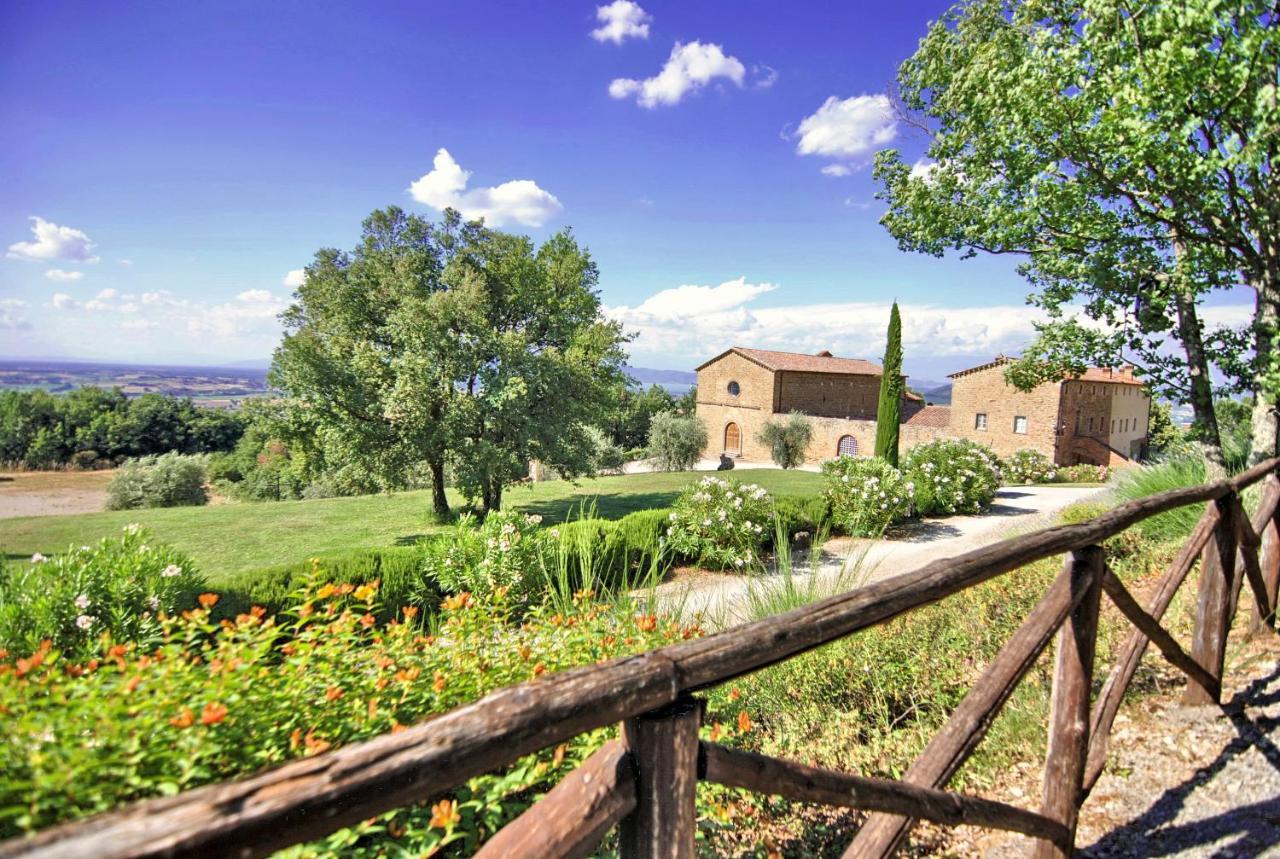 Agriturismo I Frati Paciano エクステリア 写真